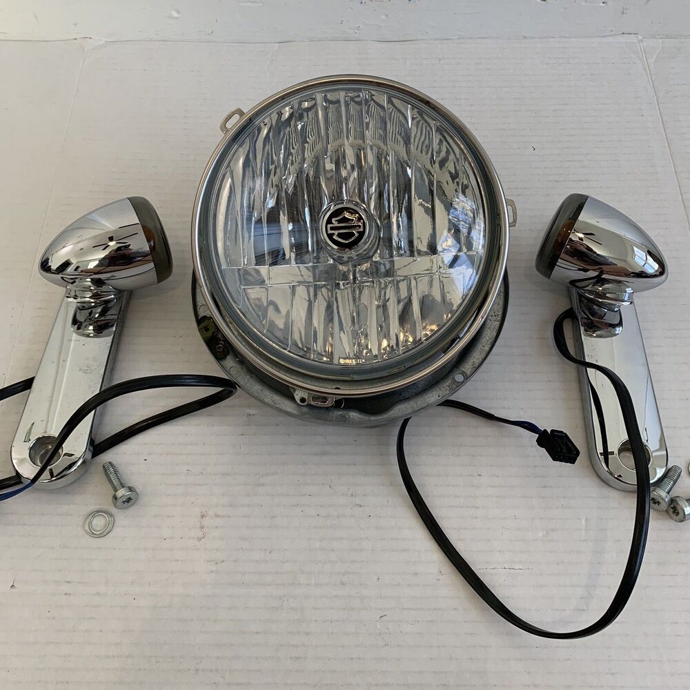 Harley Davidson Front Blinkers AG40A Chrome With Headlight Center Logo OEM
